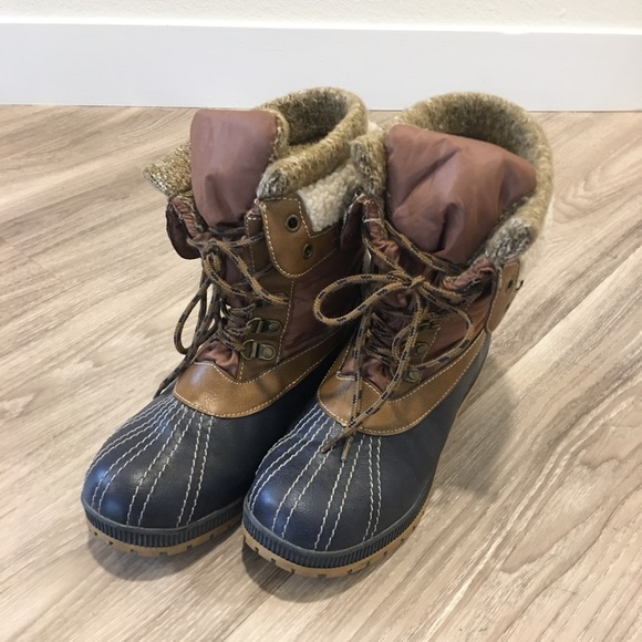 LONDON FOG Womens Mitten Cold Weather Duck Boot for Snow - Picture 8 of 8